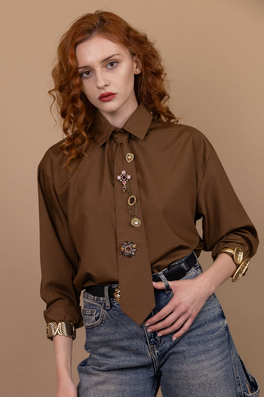 Camicia Rihanna - con cravatta