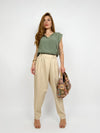 Pantalone different